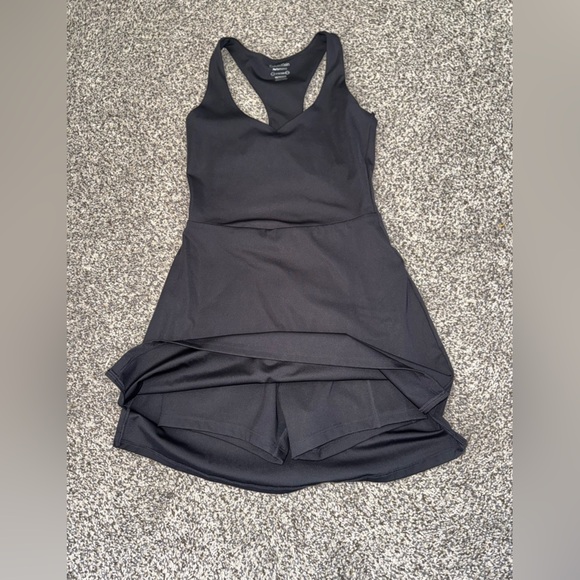 Calvin Klein performance athletic dress with built in shorts - Picture 2 of 7